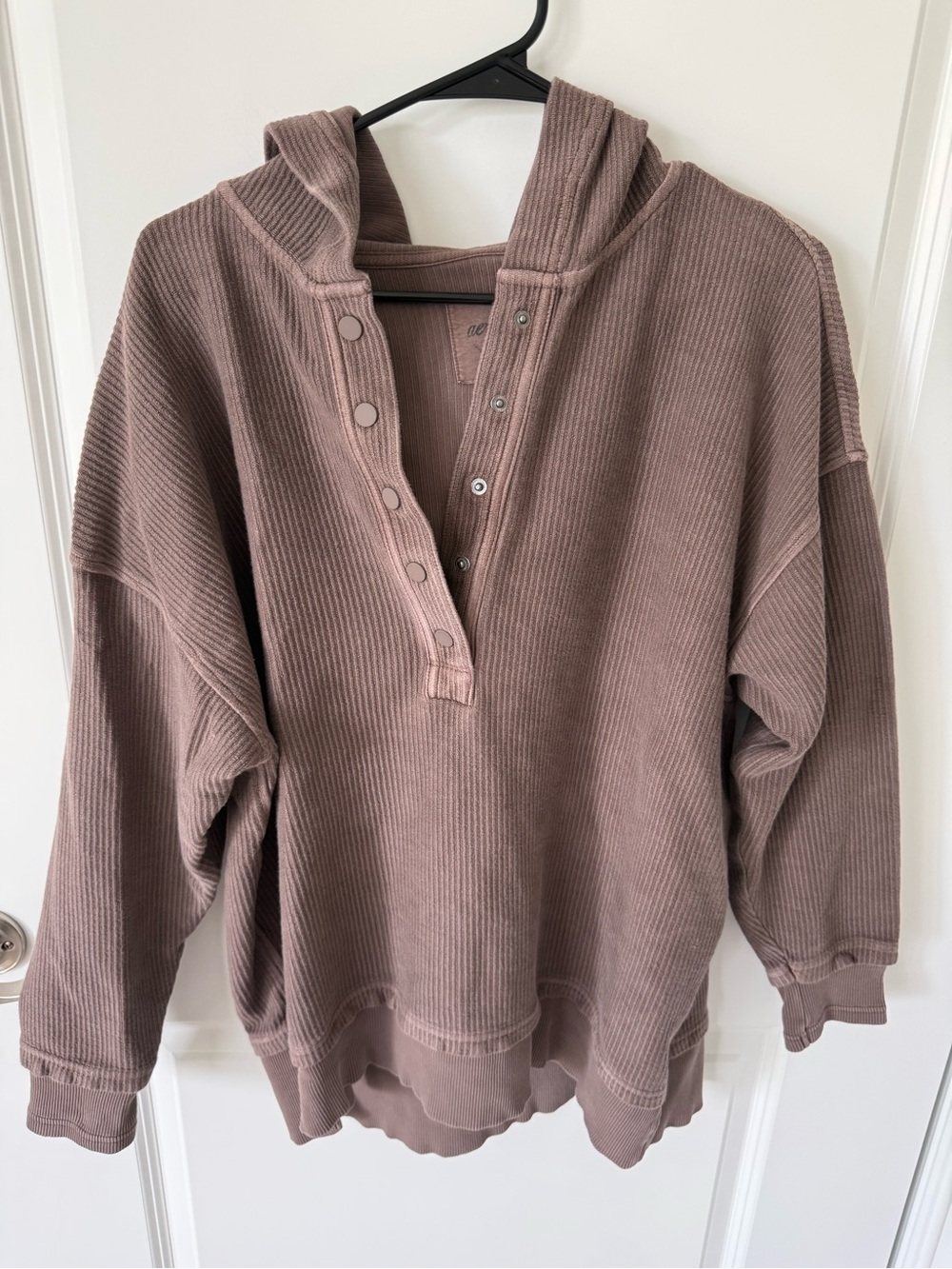 Aerie Henley Pullover Size Small